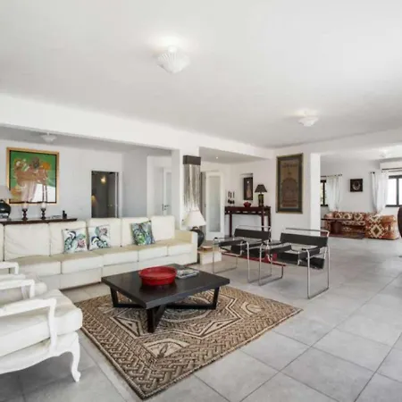Willa Beautiful Algarve 5 Bedrooms Pilar Amazing & Sea Views *