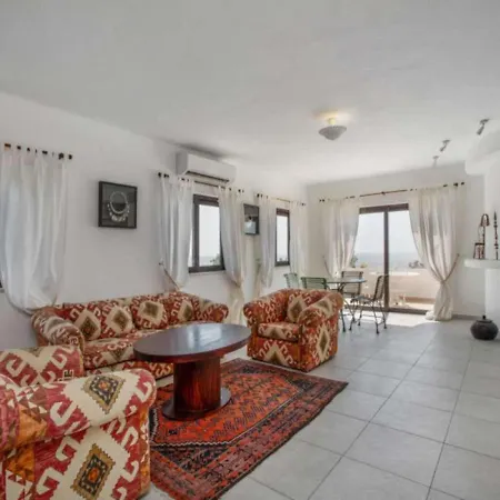 Beautiful Algarve 5 Bedrooms Pilar Amazing Sea Views *