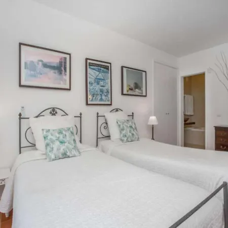 Villa Beautiful Algarve 5 Bedrooms Pilar Amazing & Sea Views *