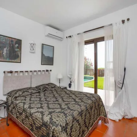 Villa Beautiful Algarve 5 Bedrooms Pilar Amazing & Sea Views Albufeira