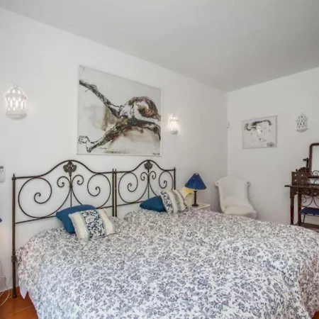 Beautiful Algarve 5 Bedrooms Pilar Amazing & Sea Views Albufeira